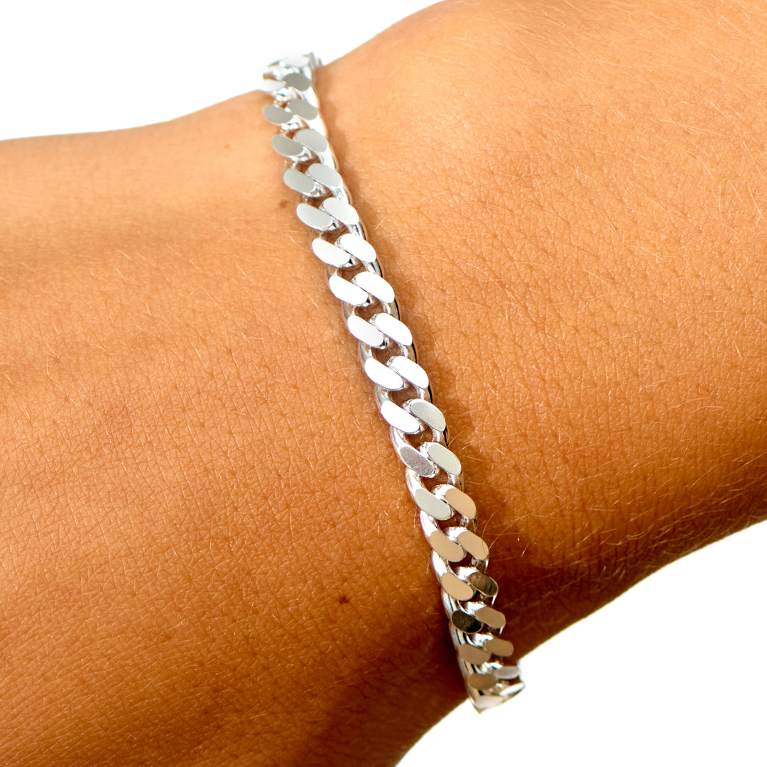 Find ArmbÄnd, chunky panser facet kÊde, sterlingsÞlv, 18,5 cm/4,6 mm hos Beadhouse of Copenhagen i dag, med en altid hurtig levering!