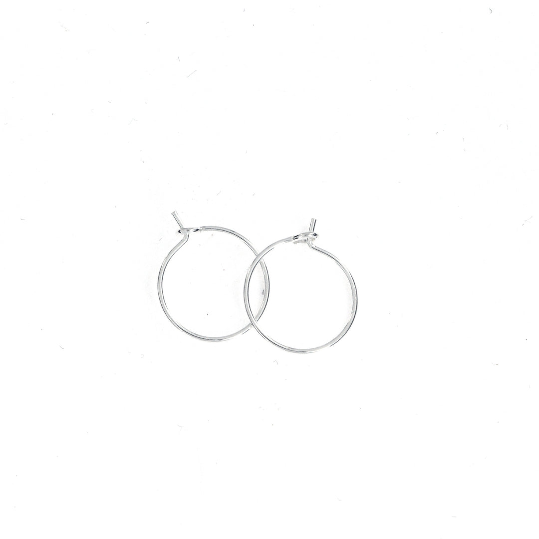 Find Monterings creoler i sterlingsĂžlv, 12 mm 0,7 mm hos Beadhouse of Copenhagen i dag, med en altid hurtig levering!