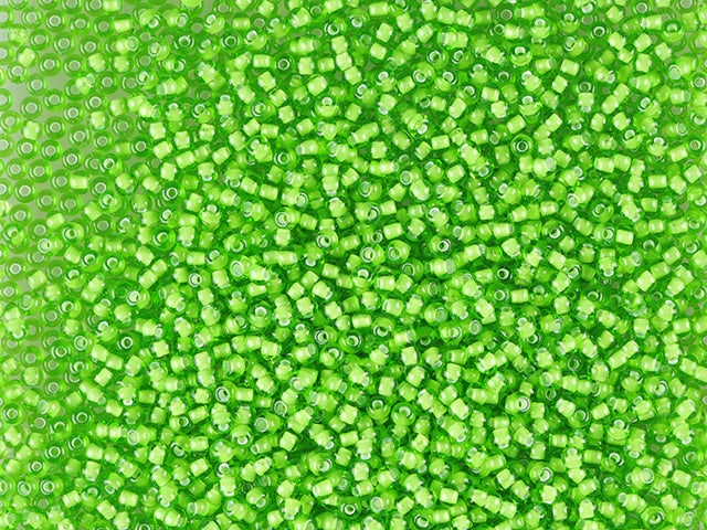Find Green glass beads, preciosa, whitelined transparent green, bulk purchase among our large selection of Preciosa Seed Beads at Beadhouse of Copenhagen today. Remember free shipping over DKK 400