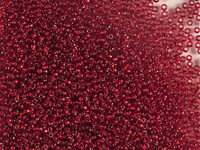 Find Red glass beads, preciosa , silverlined ruby among our large selection of Preciosa Seed Beads at Beadhouse of Copenhagen today. Remember free shipping over DKK 400