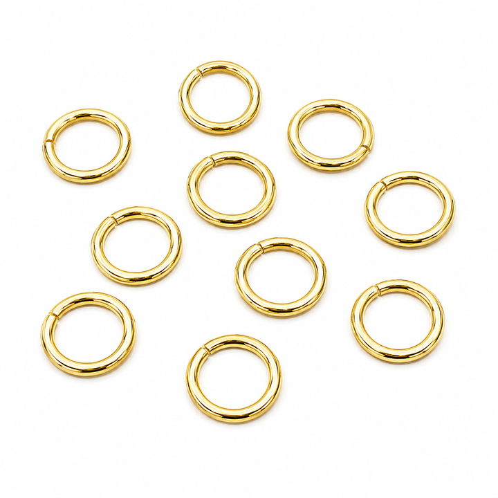 Find Jump rings, open all around jump ring, gold-plated brass, 0.9/5mm, 10 pcs. among our large selection of  Jewelry parts at Beadhouse of Copenhagen today. Remember free shipping over DKK 400