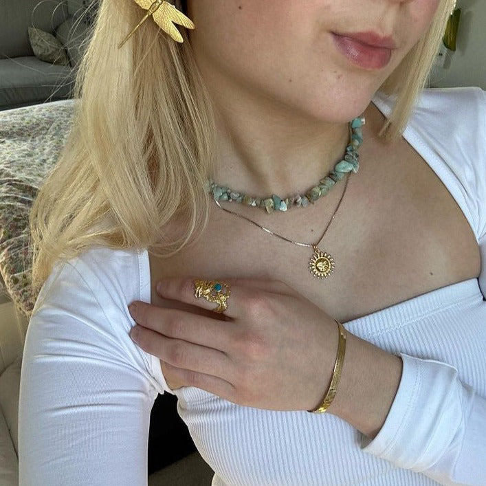 Find Armbånd, flad snake kæde, forgyldt sterlingsølv, 17-19 cm/5,5 mm hos Beadhouse of Copenhagen i dag, med en altid hurtig levering!