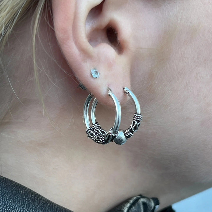 Øreringe, hoops med 3 bølger og snoede viklinger, sterlingsølv BOC