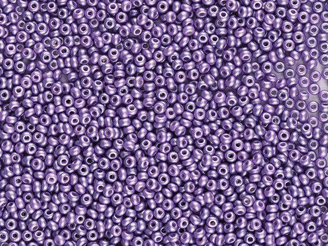 Find Purple glass beads, preciosa, permalux bright purple, bulk buy among our large selection of Preciosa Seed Beads at Beadhouse of Copenhagen today. Remember free shipping over DKK 400