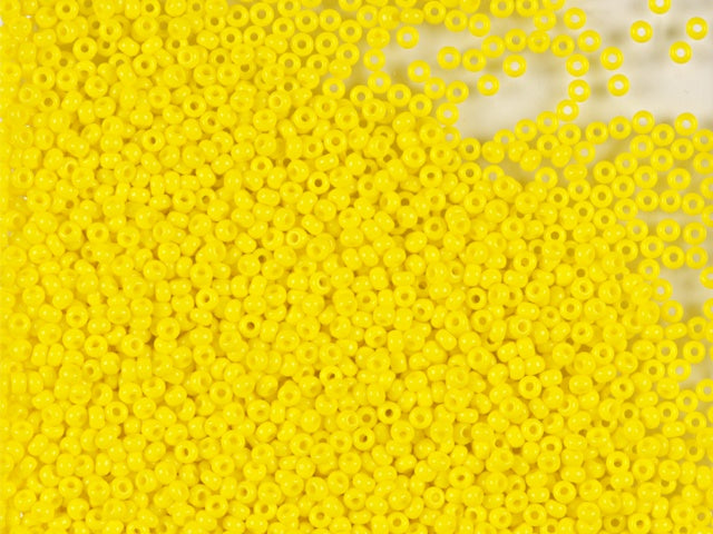 Find Yellow glass beads, preciosa, natural opaque yellow, bulk purchase among our large selection of Preciosa Seed Beads at Beadhouse of Copenhagen today. Remember free shipping over DKK 400