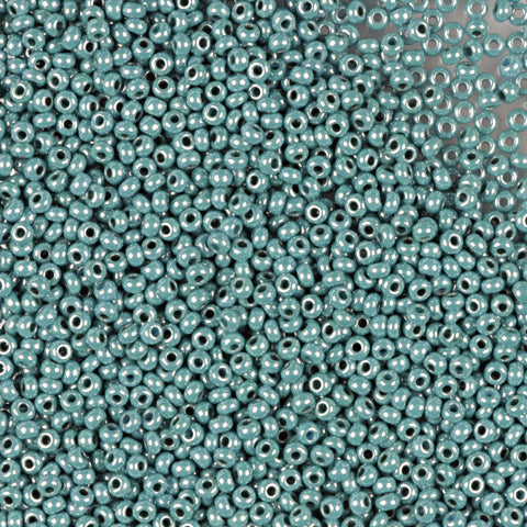 Find Green glass beads, preciosa, metallic turquoise green lustered among our large selection of Preciosa Seed Beads at Beadhouse of Copenhagen today. Remember free shipping over DKK 400