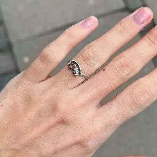 Fingerring, slange med turkis, sterlingsølv Beadhouse of Copenhagen