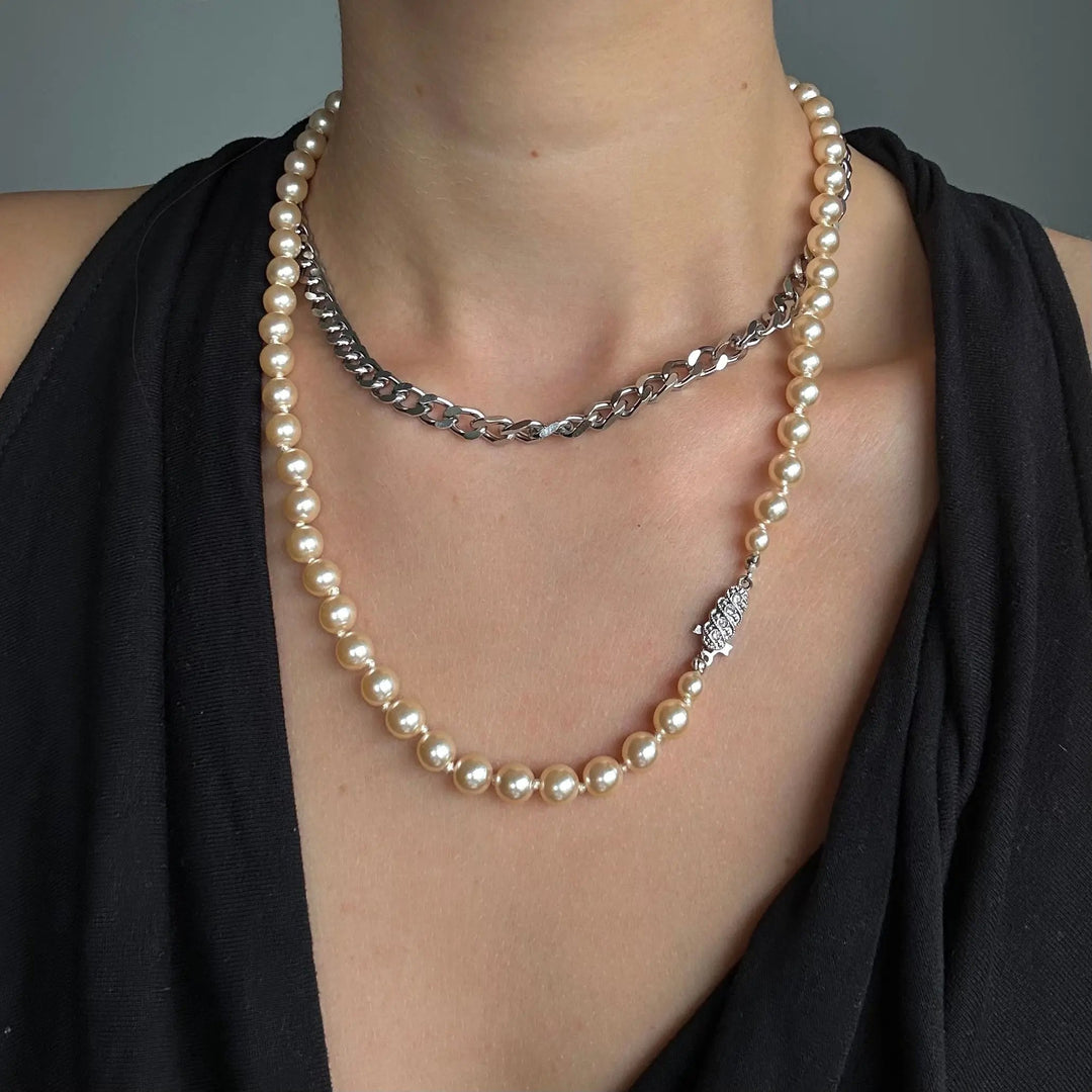 Halskæde, beige voksperler, forsølvet messing Beadhouse of Copenhagen