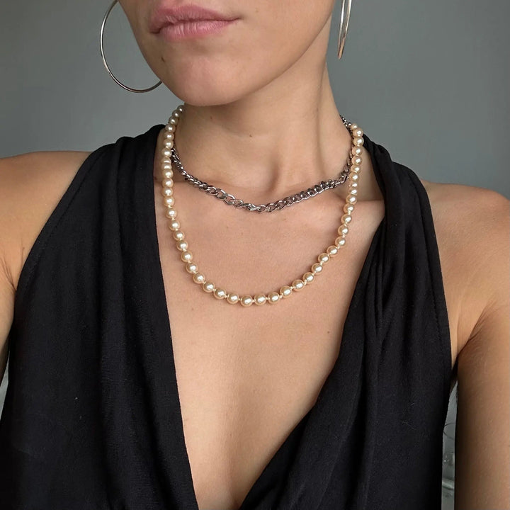 Halskæde, beige voksperler, forsølvet messing Beadhouse of Copenhagen