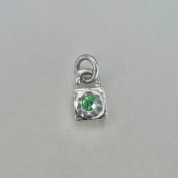 Vedhæng, lille chunky hængelås med farvet krystal, forsølvet messing Beadhouse of Copenhagen