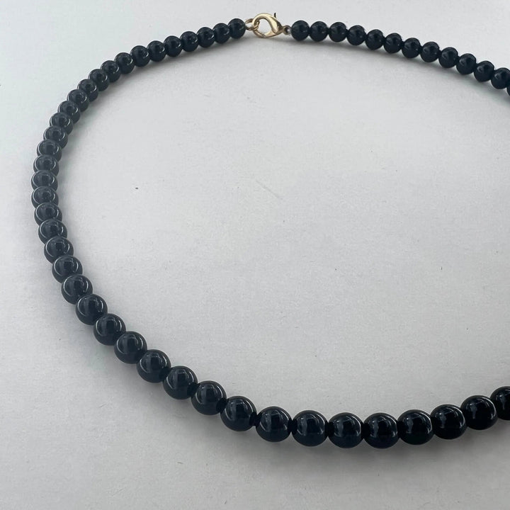 Halskæde, voksperlekæde, forgyldt messing, 42-44 cm Beadhouse of Copenhagen