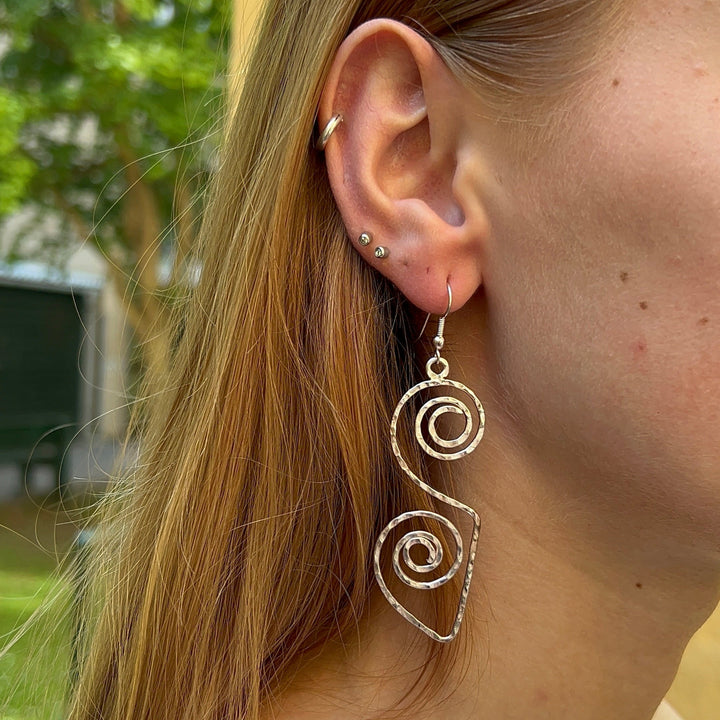 Find Earrings, earhooks double spiral, silver-plated and gold-plated brass among our large selection of Earrings at Beadhouse of Copenhagen today. Remember free shipping over DKK 400