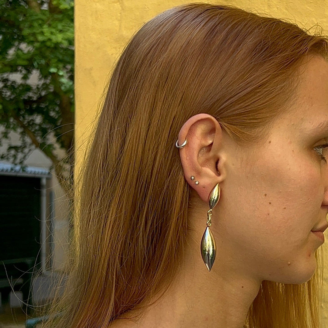 Find Earrings, studs chunky minimalist, silver plated brass among our large selection of Earrings at Beadhouse of Copenhagen today. Remember free shipping over DKK 400