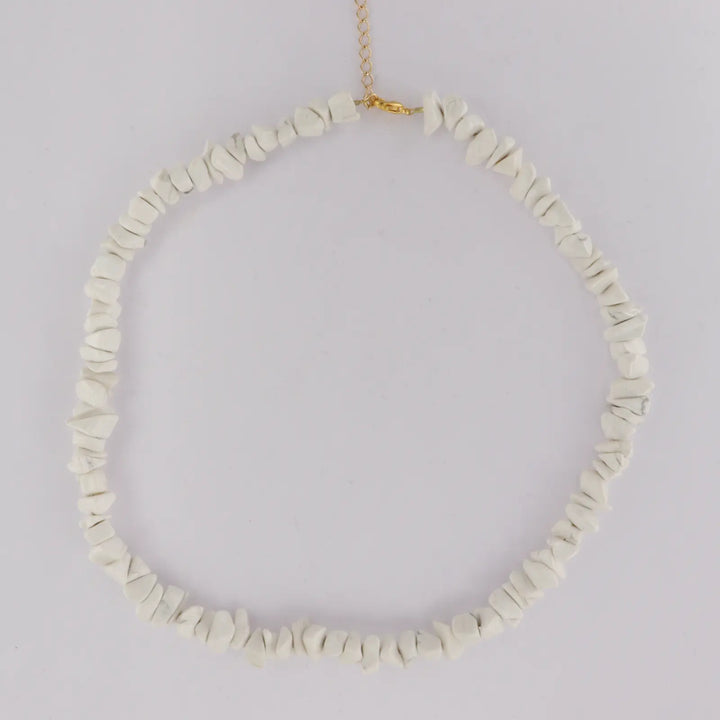 Necklace, white jade chips, gold-plated steel, 40-45 cm 