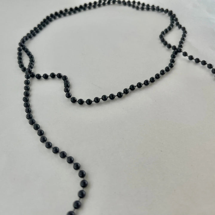 Halskæde med plastikperler på snor Beadhouse of Copenhagen