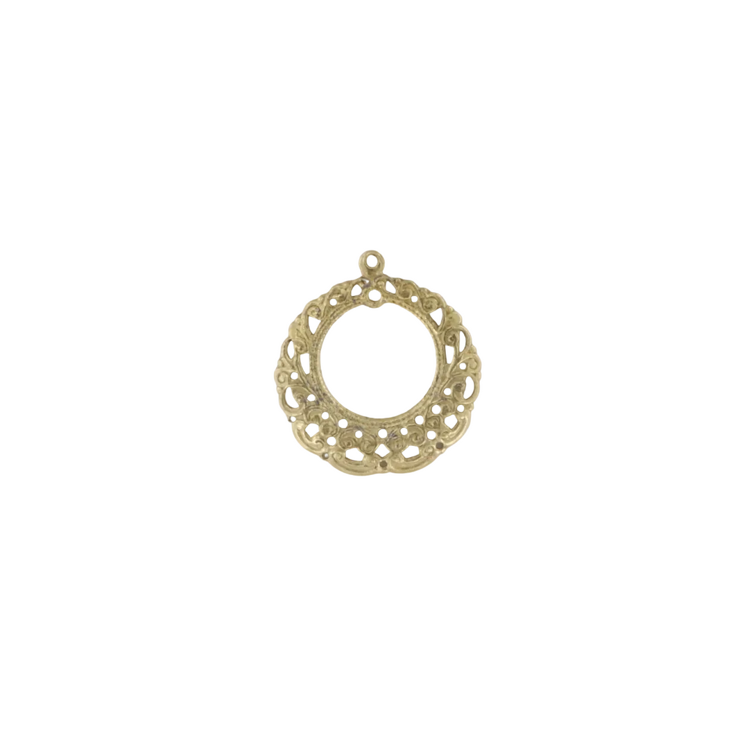 Find Pendant, filigree, circle, gilded brass, 35x32mm among our large selection of Pendants at Beadhouse of Copenhagen today. Remember free shipping over DKK 400