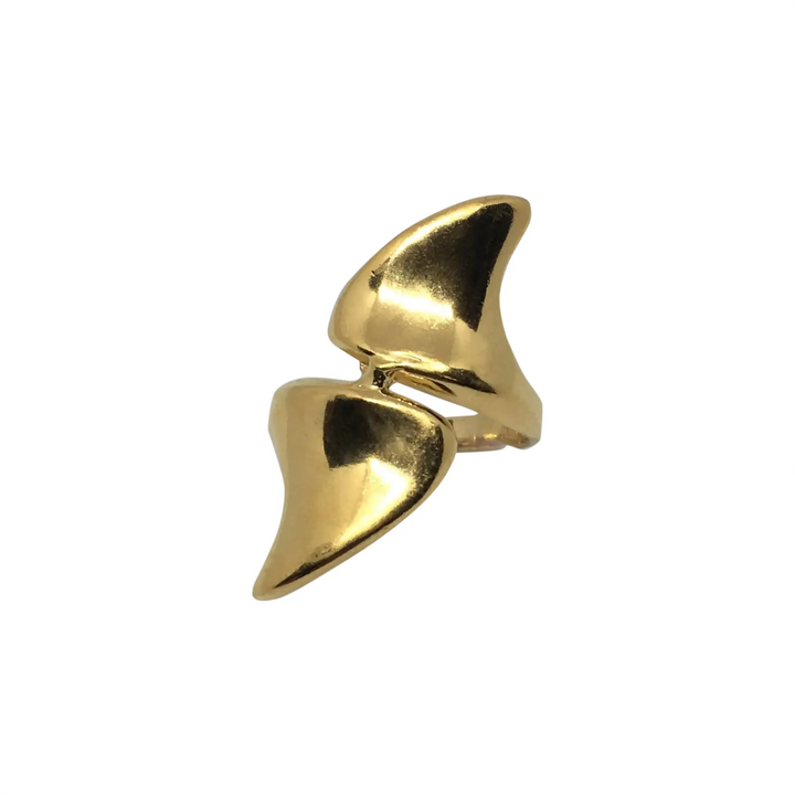 Fingerring, hajfinner, forgyldt sterlingsølv 