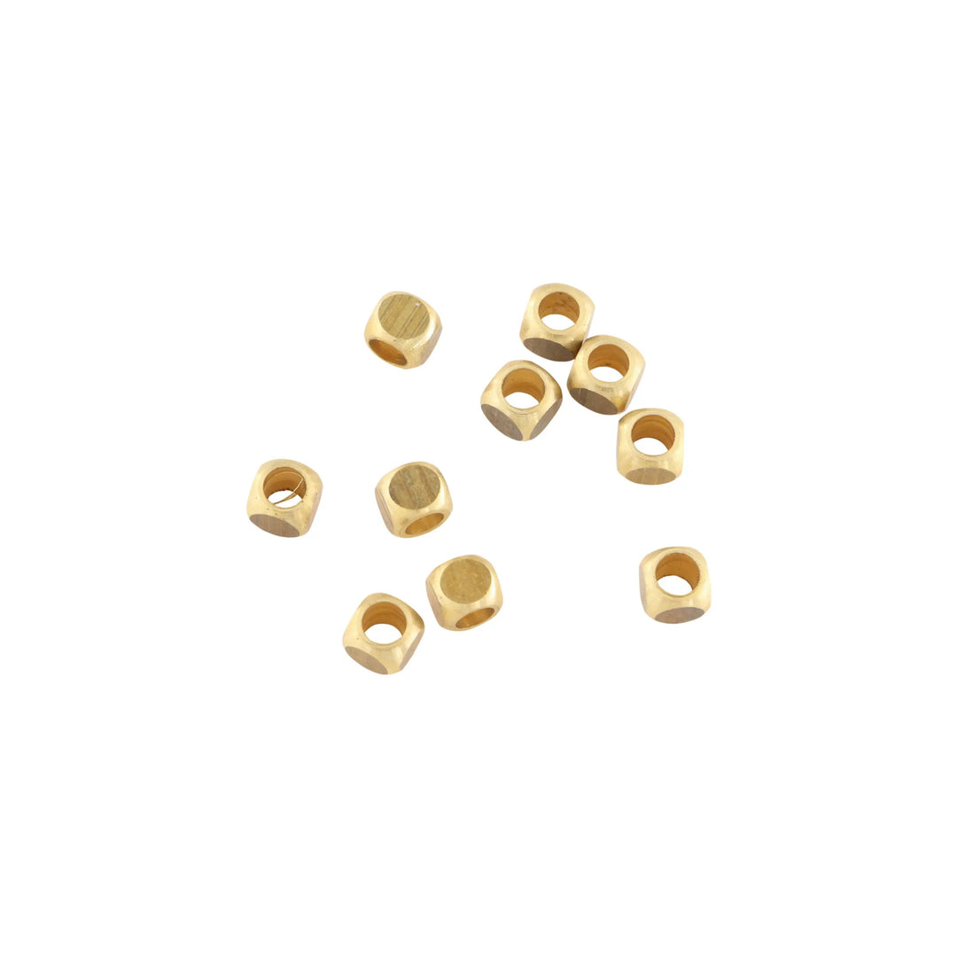Metalperler, terning, forgyldt messing, 4x3,5 mm. storkøb BOC