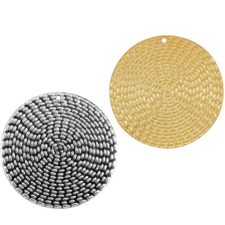 Find Necklace, hammered circle on suede cord, brass among our large selection of Necklaces at Beadhouse of Copenhagen today. Remember free shipping over DKK 400