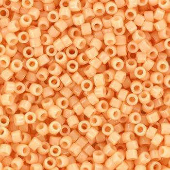 Lyserøde glasperler, miyuki delica beads, opaque dyed champagne cream Krea