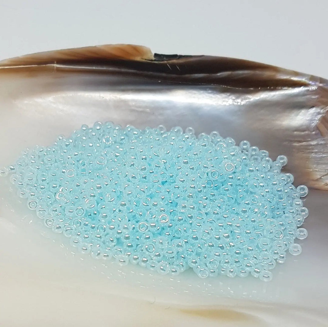 Blå glasperler, miyuki rocailles seed beads, ceylon light aqua Krea