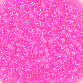 Find Pink glasperler, miyuki delica beads, luminous pink hos Beadhouse of Copenhagen i dag, med en altid hurtig levering!
