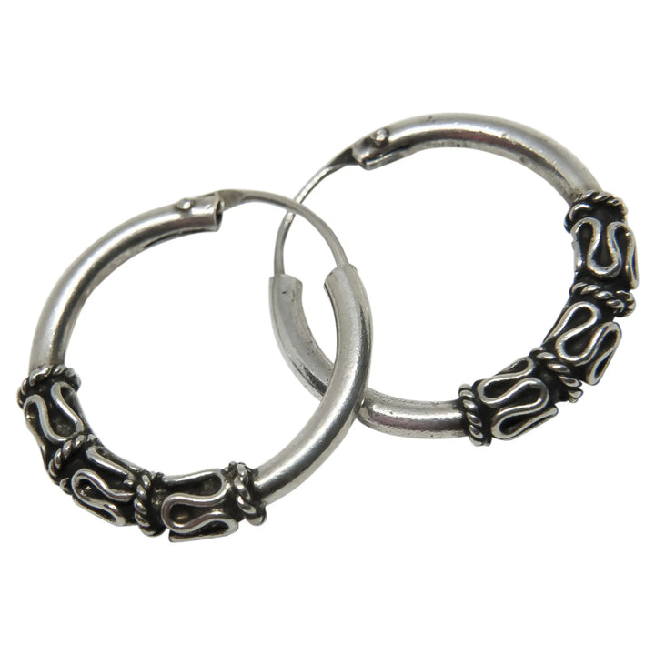 Øreringe, hoops med 3 bølger og snoede viklinger, sterlingsølv BOC