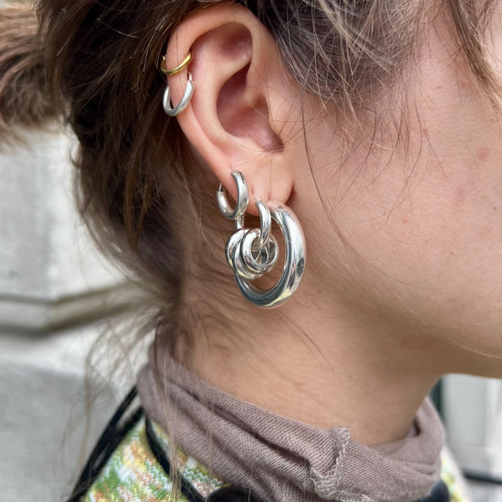 Øskner, runde lukkede, messing forsølvet, 13 x 3,5mm, 4stk Beadhouse of Copenhagen