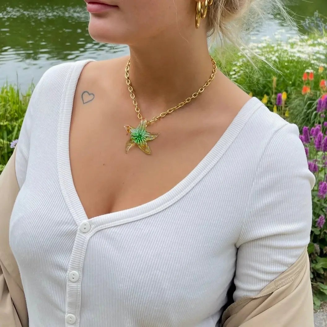 Halskæde med søstjerne, håndlavet glas Express