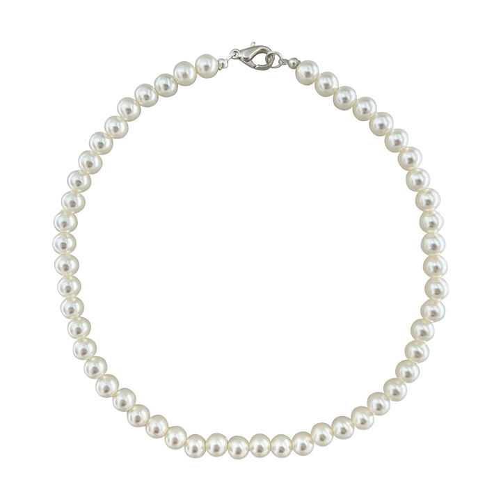 Halskæde, hvide plastikperler 