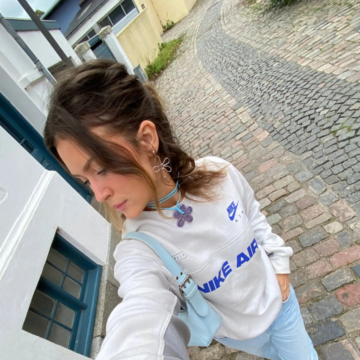 Øreringe, ørestikkere blomst kontur, forsølvet messing Beadhouse of Copenhagen