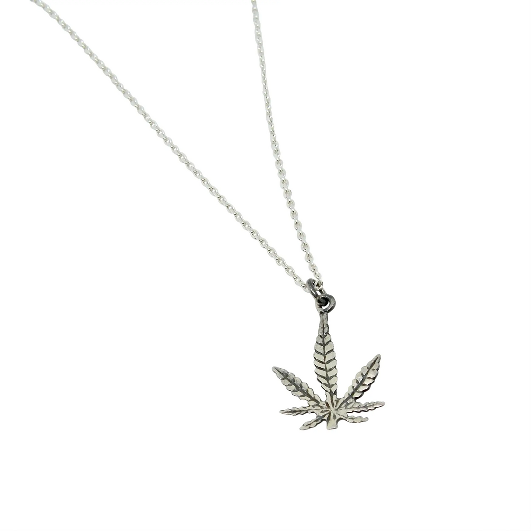 Pendant, hemp leaf, sterling silver 