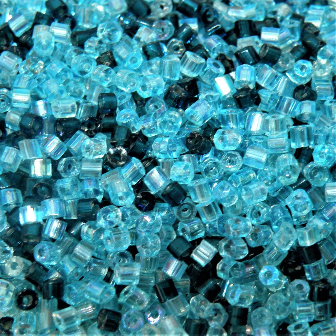 Blå glasperler, preciosa cut bugles, transparent blue mix, 2 mm Preciosa BOC