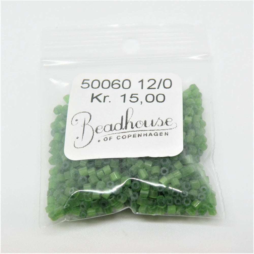 Grønne glasperler, preciosa two-cut, forest green, 1,6-1,8 mm Preciosa BOC