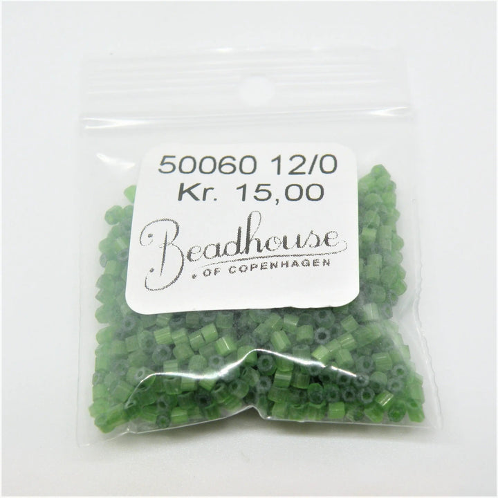 Grønne glasperler, preciosa two-cut, forest green, 1,6-1,8 mm Preciosa BOC