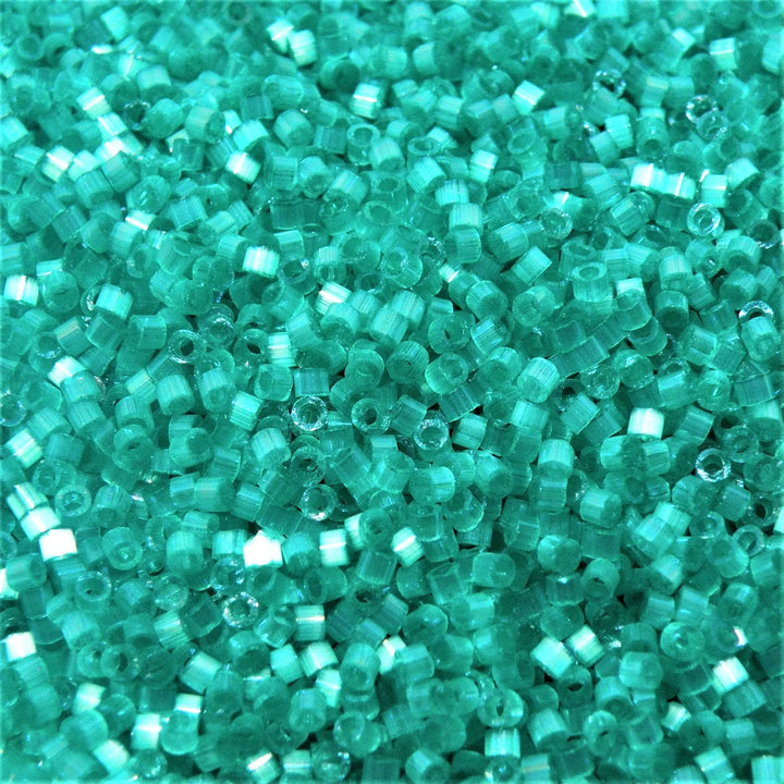 Blå glasperler, miyuki delica beads, silk satin dyed aquamarine Krea