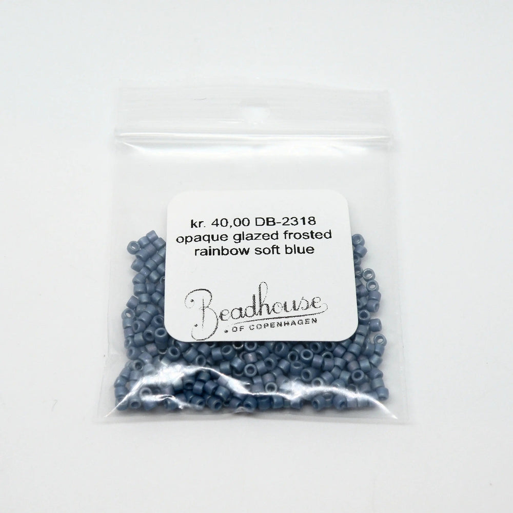 Blå glasperler, miyuki delica beads, opaque rainbow blue Krea