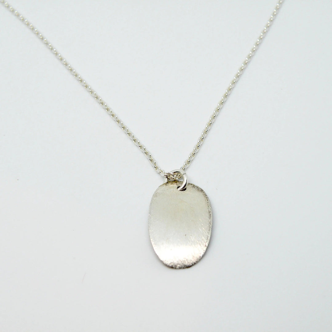 Vedhæng, børstet oval tag, sterlingsølv Beadhouse of Copenhagen