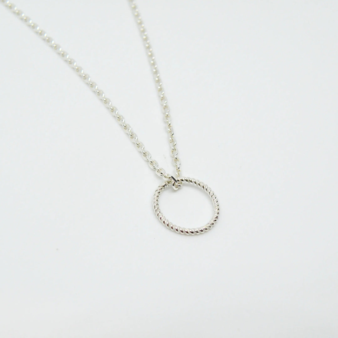 Vedhæng, snoet ring, sterlingsølv Beadhouse of Copenhagen