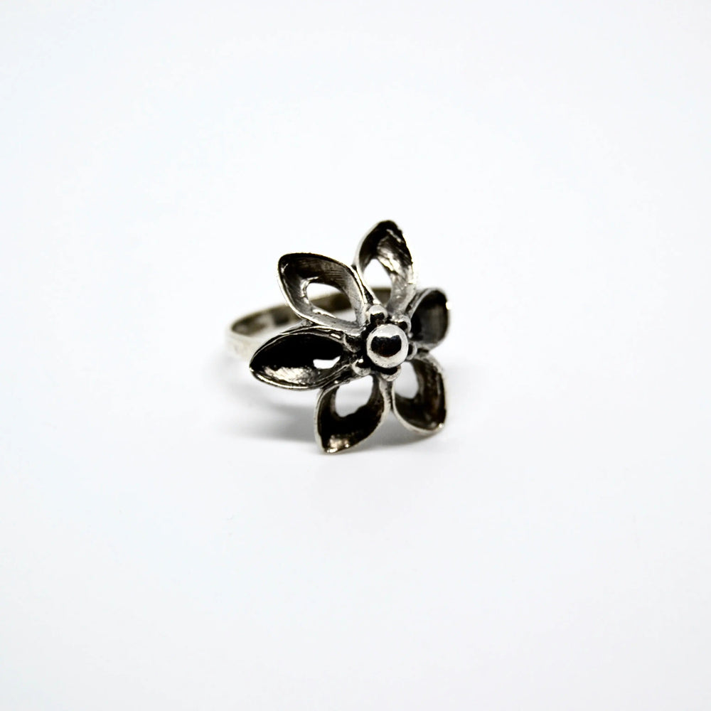 Fingerring, moderne blomst, forgyldt og sterlingsølv Beadhouse of Copenhagen