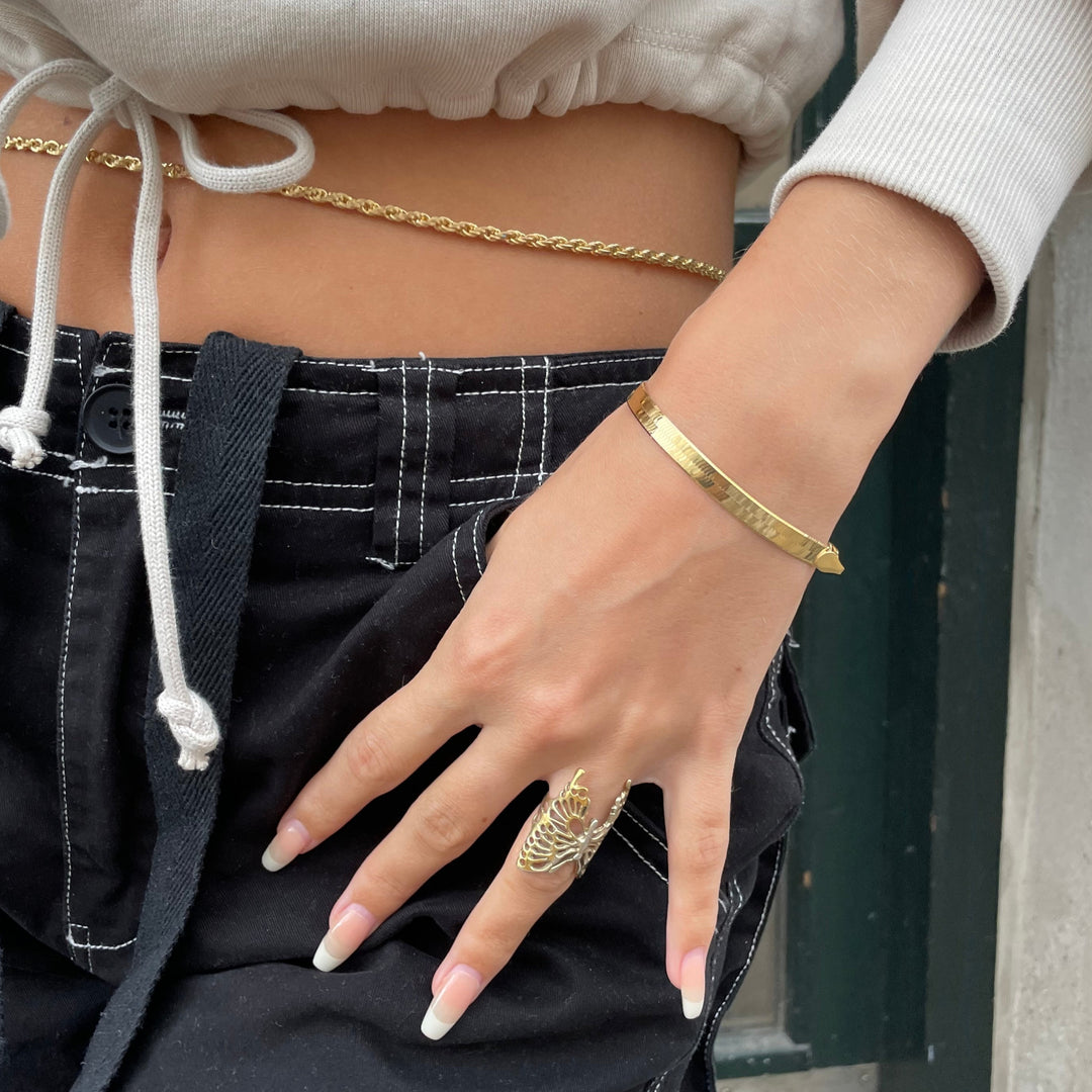 Find Armbånd, flad snake kæde, forgyldt sterlingsølv, 17-19 cm/5,5 mm hos Beadhouse of Copenhagen i dag, med en altid hurtig levering!