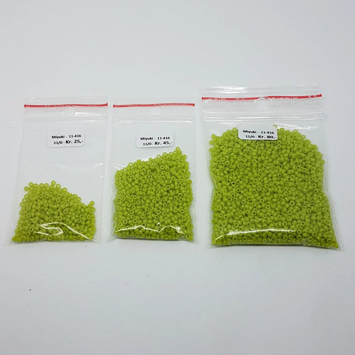 Grønne glasperler, miyuki rocailles seed beads, opaque chartreuse Krea