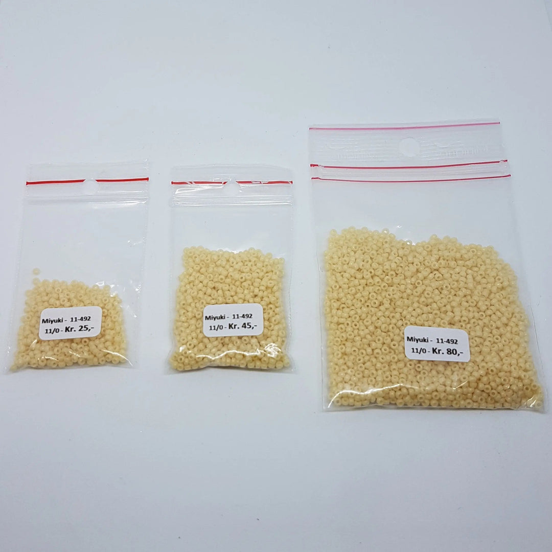 Brune glasperler, miyuki rocailles seed beads, opaque cream Krea