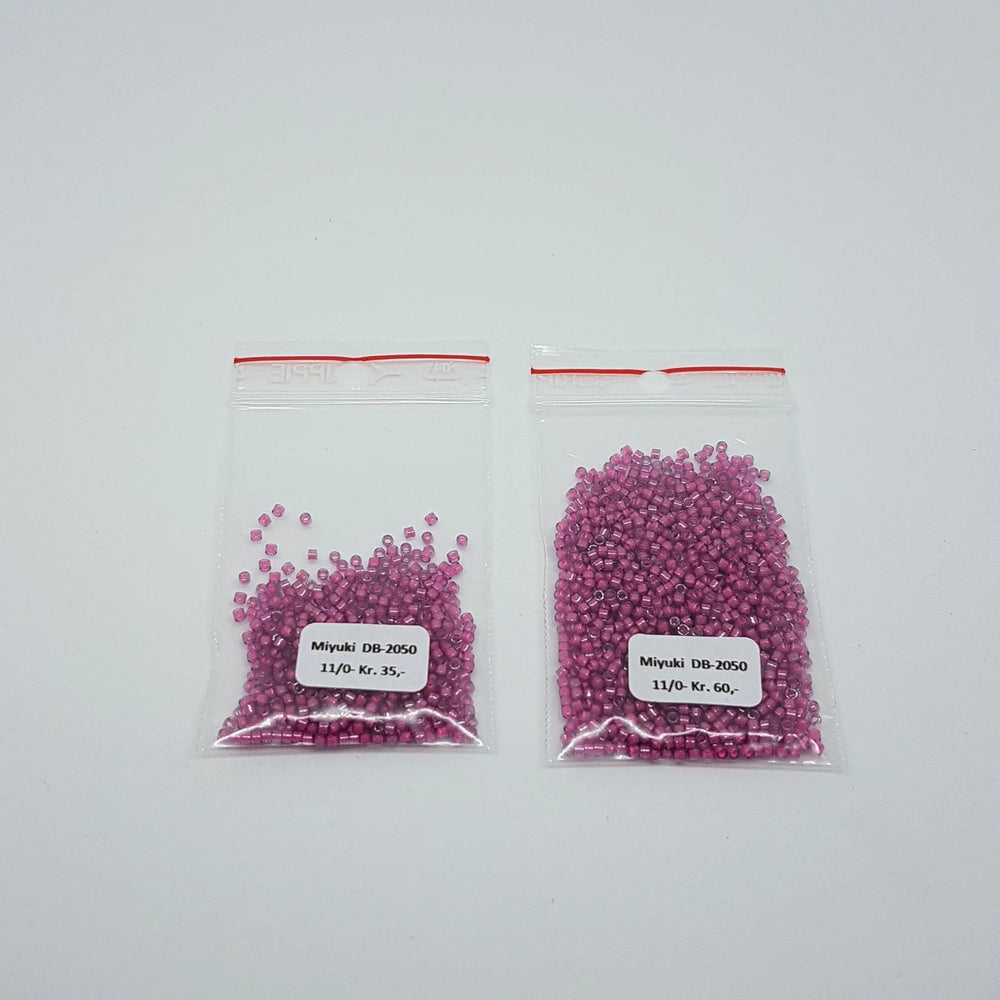 Lilla glasperler, miyuki delica beads, luminous jazzberry Krea