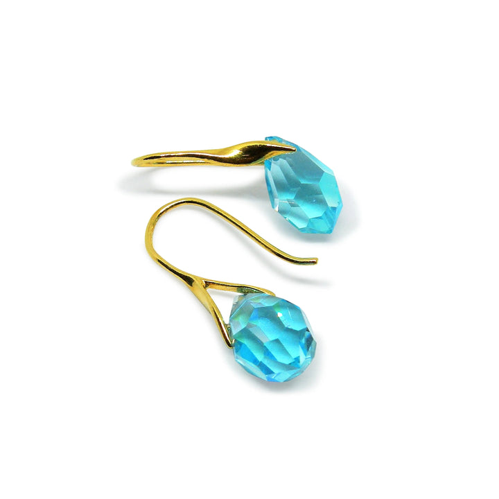 Øreringe med aqua bohemica ab crystal drops, forgyldt sølv og sterlingsølv Beadhouse of Copenhagen