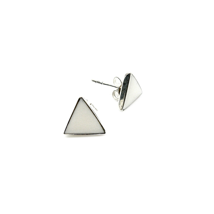 Find Øreringe, ørestikkere  trekant af ben, sterlingsølv, 8 mm hos Beadhouse of Copenhagen i dag, med en altid hurtig levering!