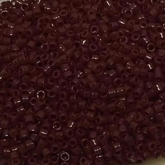 Brunglasperler, miyuki delica beads, opaque currant Krea