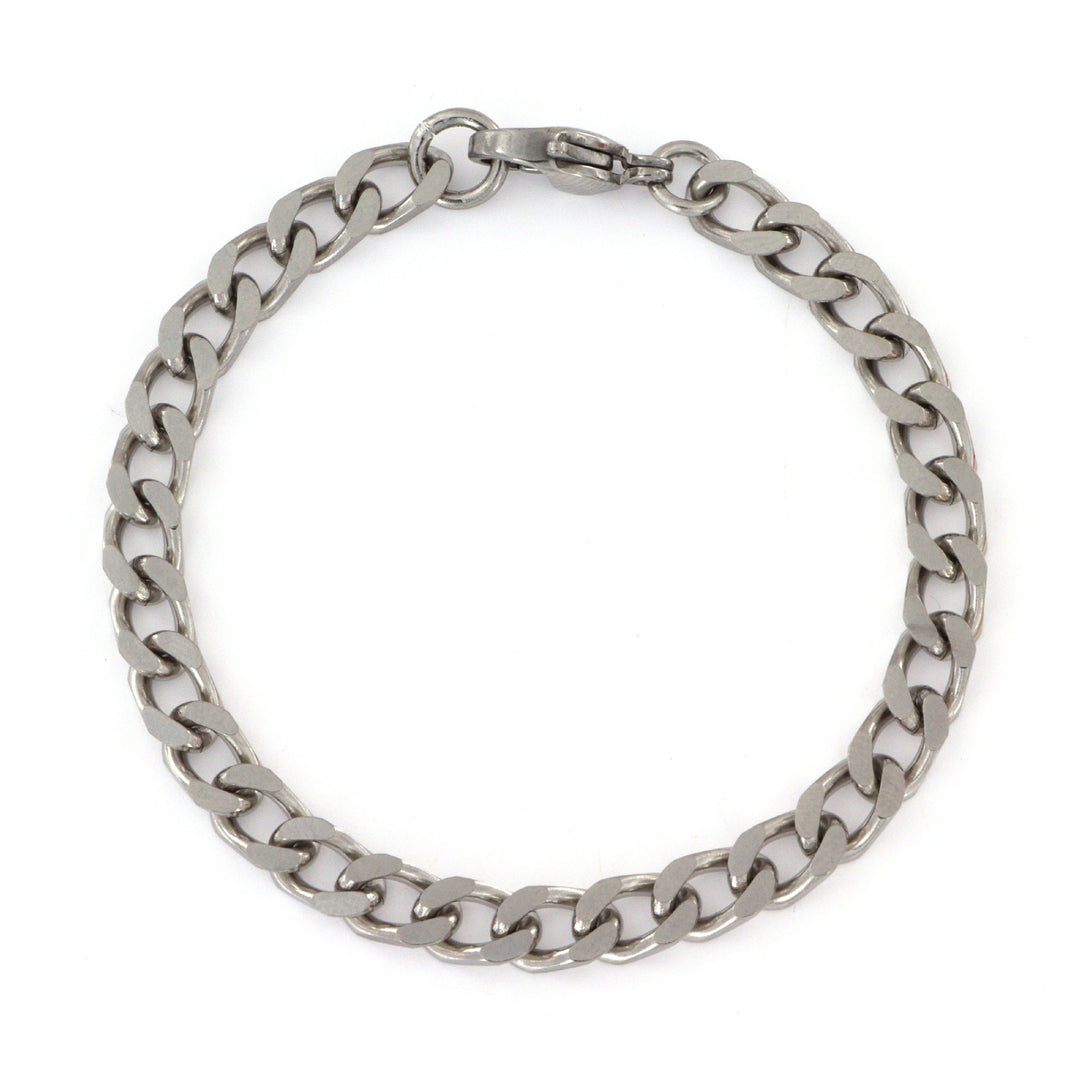 Find Armbånd, panser facet kæde, stål, 18-22 cm/5,5 mm hos Beadhouse of Copenhagen i dag, med en altid hurtig levering!