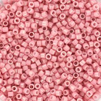 Lyserøde glasperler, miyuki delica beads, opaque rosewater Krea